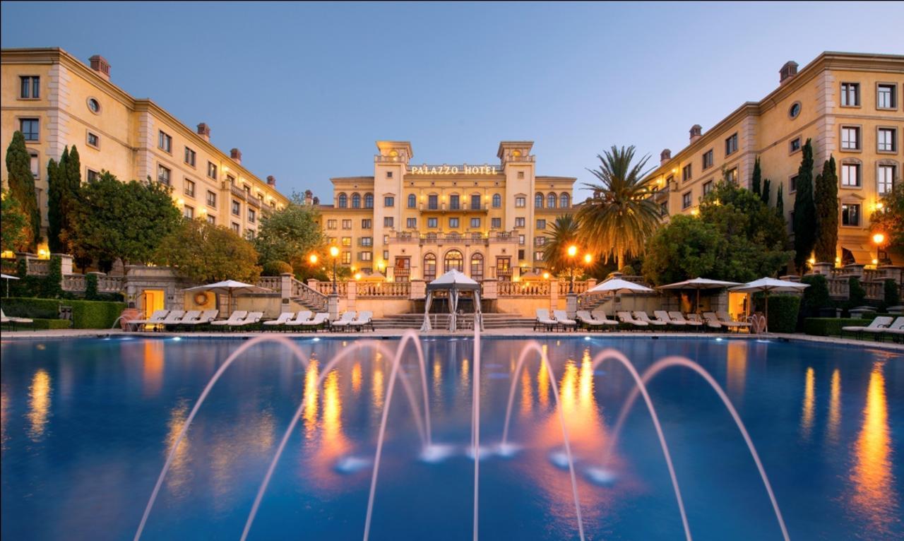 Pivot Hotel Montecasino Йоханесбург Екстериор снимка